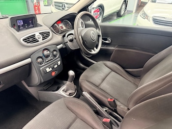 Used Renault Clio 2009 for sale - 79472383: Photo