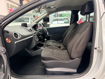 Used Renault Clio 2009 for sale - 79472383: Photo