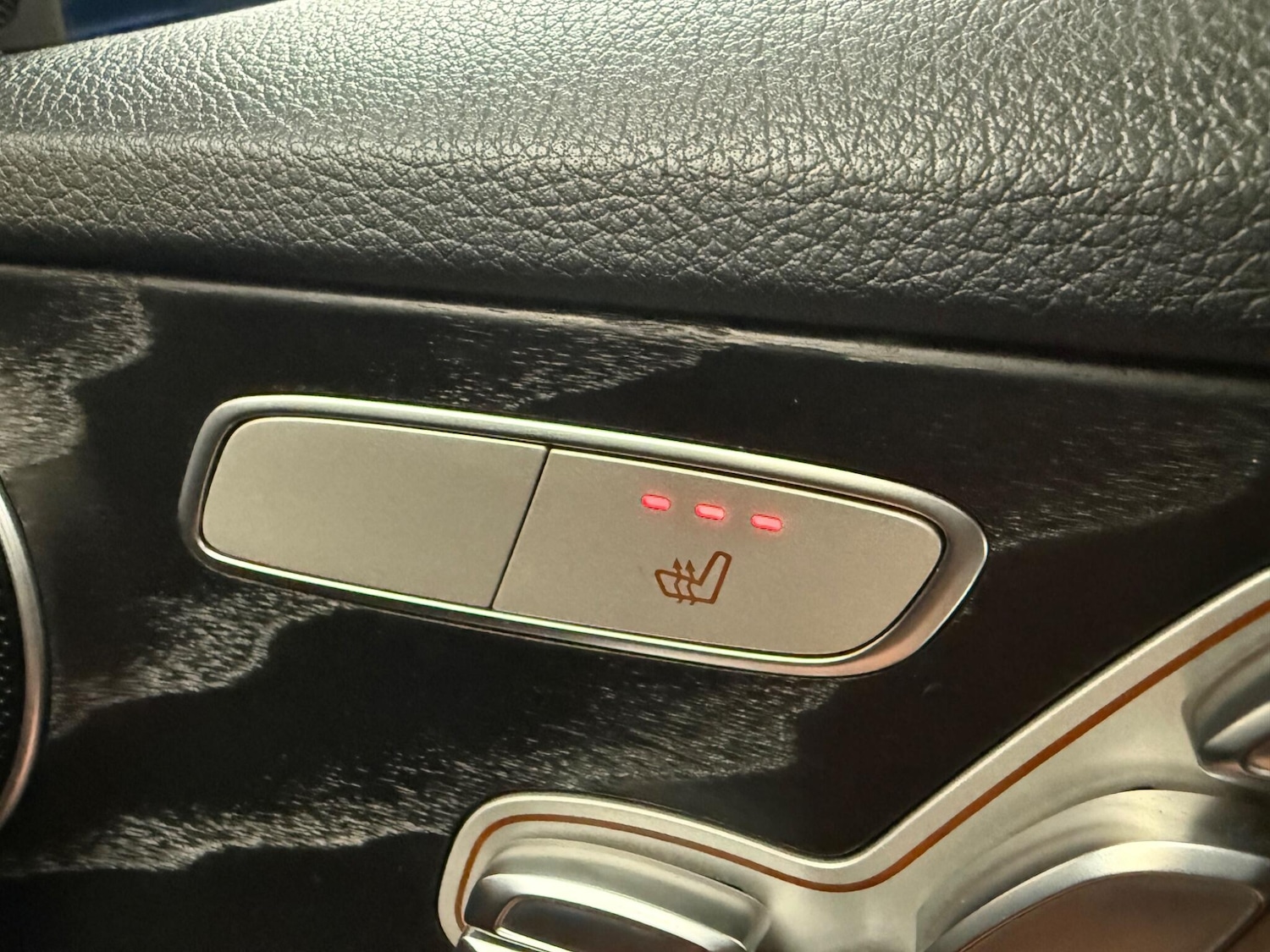 Vehicle 33