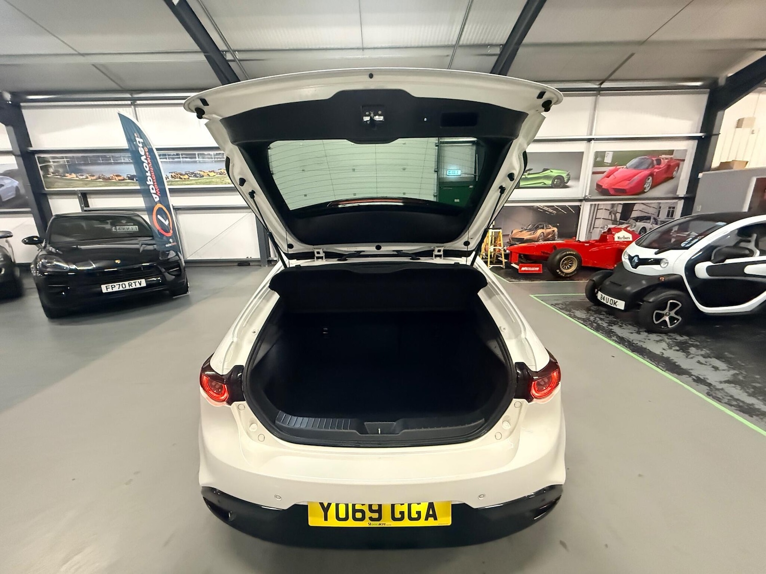 Used Mazda Mazda3 2020 for sale - 76667028: Photo 36