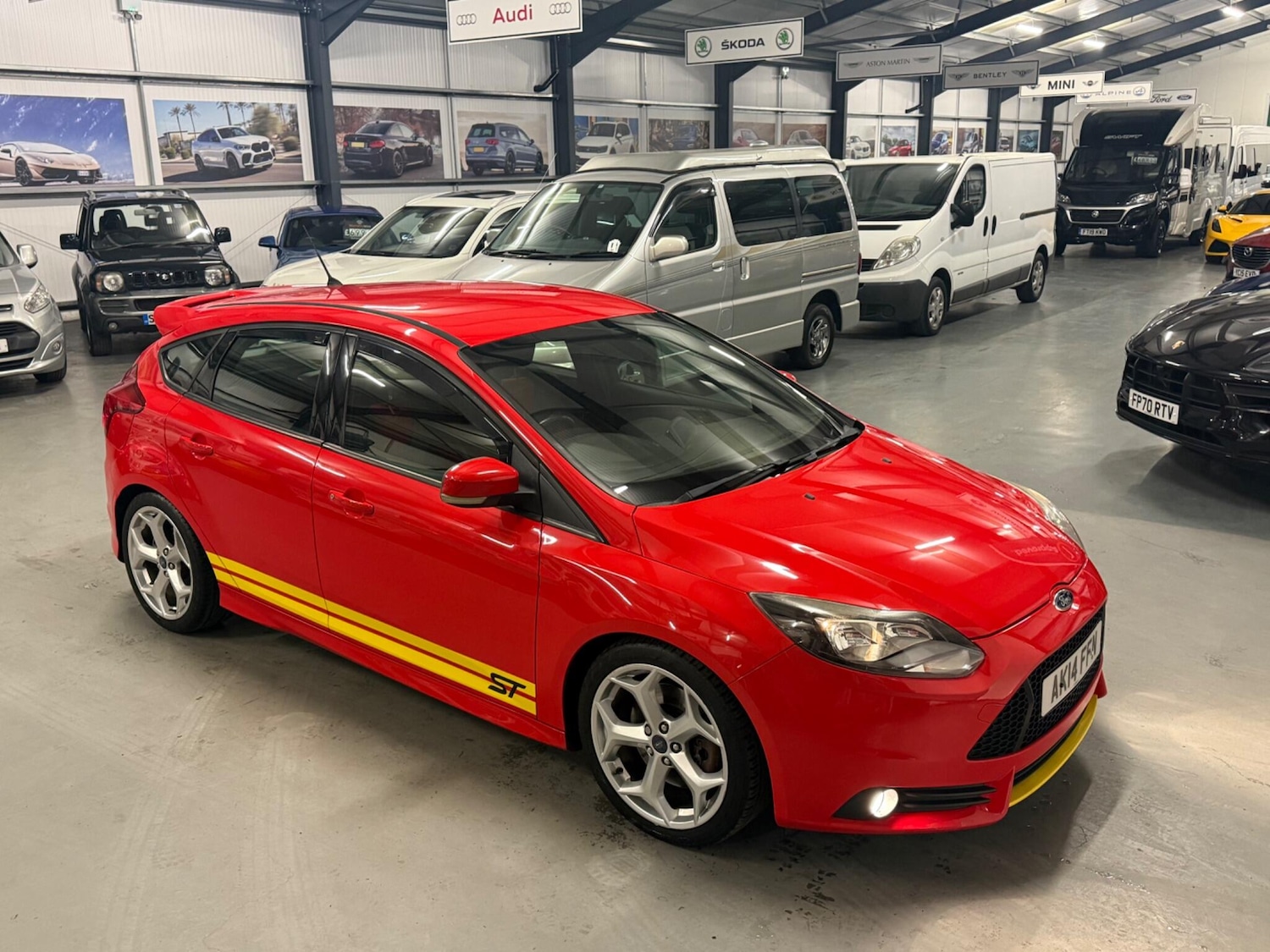 Used Ford Focus 2014 for sale - 76714970: Photo 3