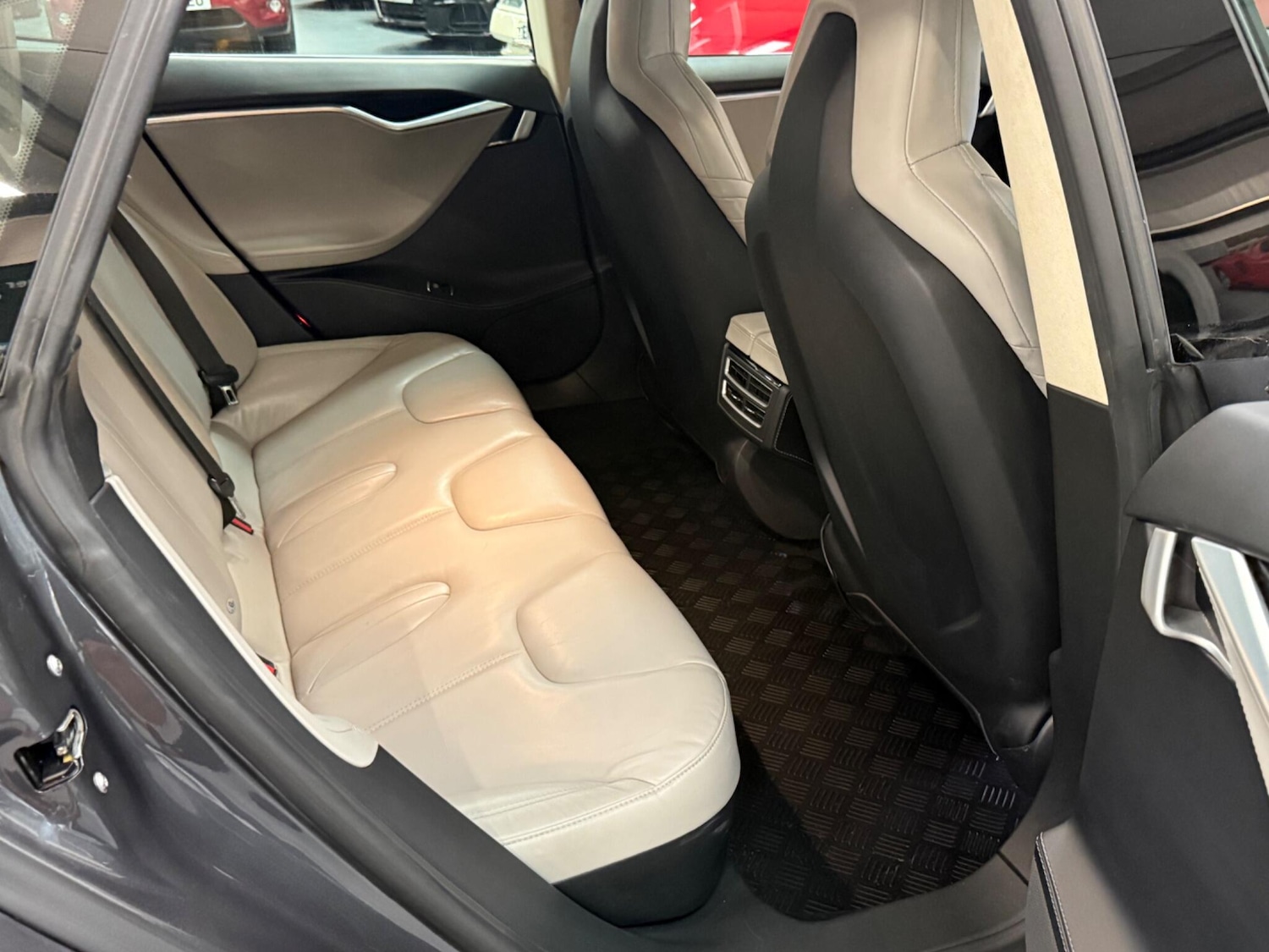 Used Tesla Model S 2016 for sale - 76109488: Photo 13