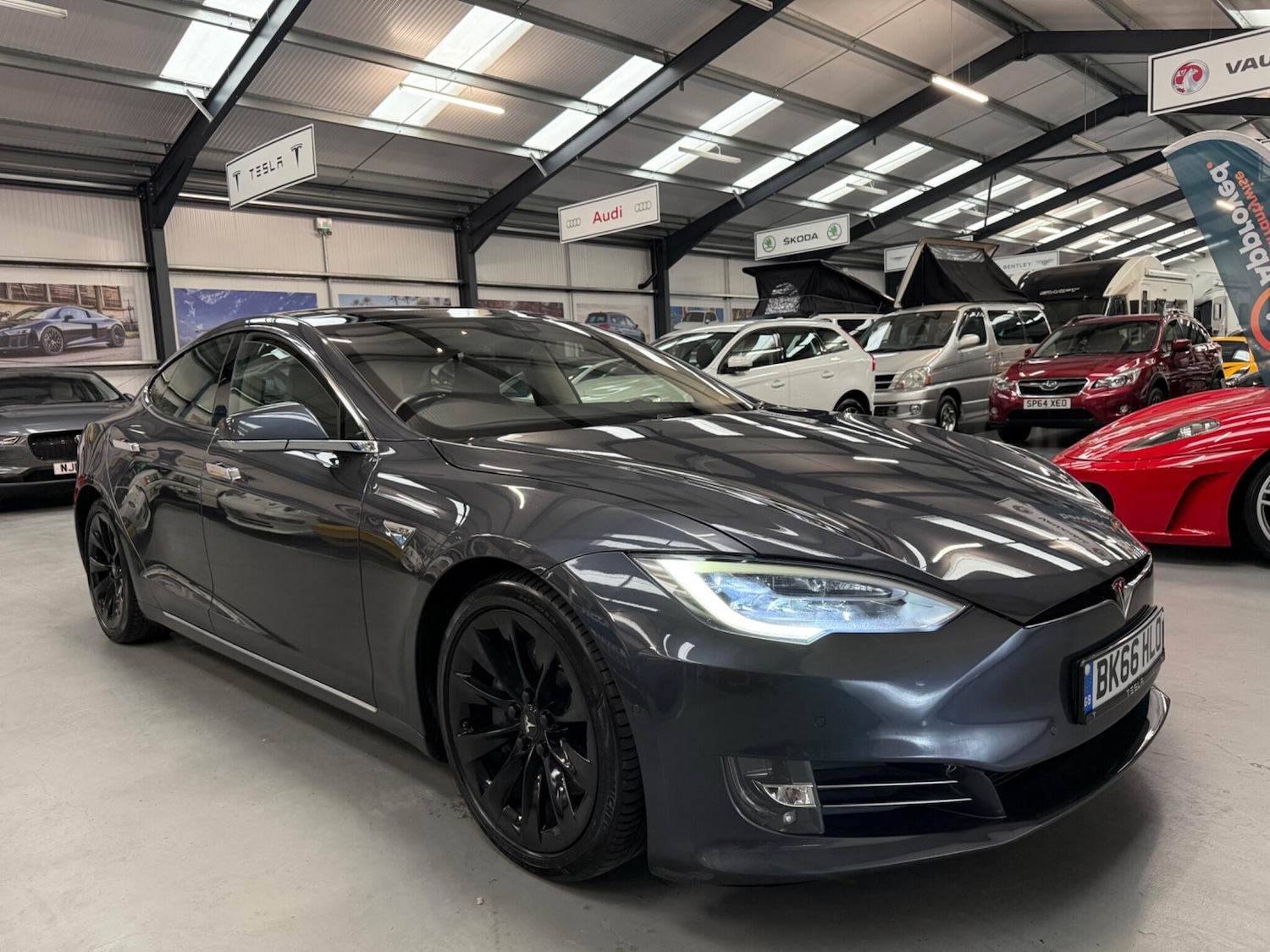 Used Tesla Model S 2016 for sale - 76109488: Photo 17
