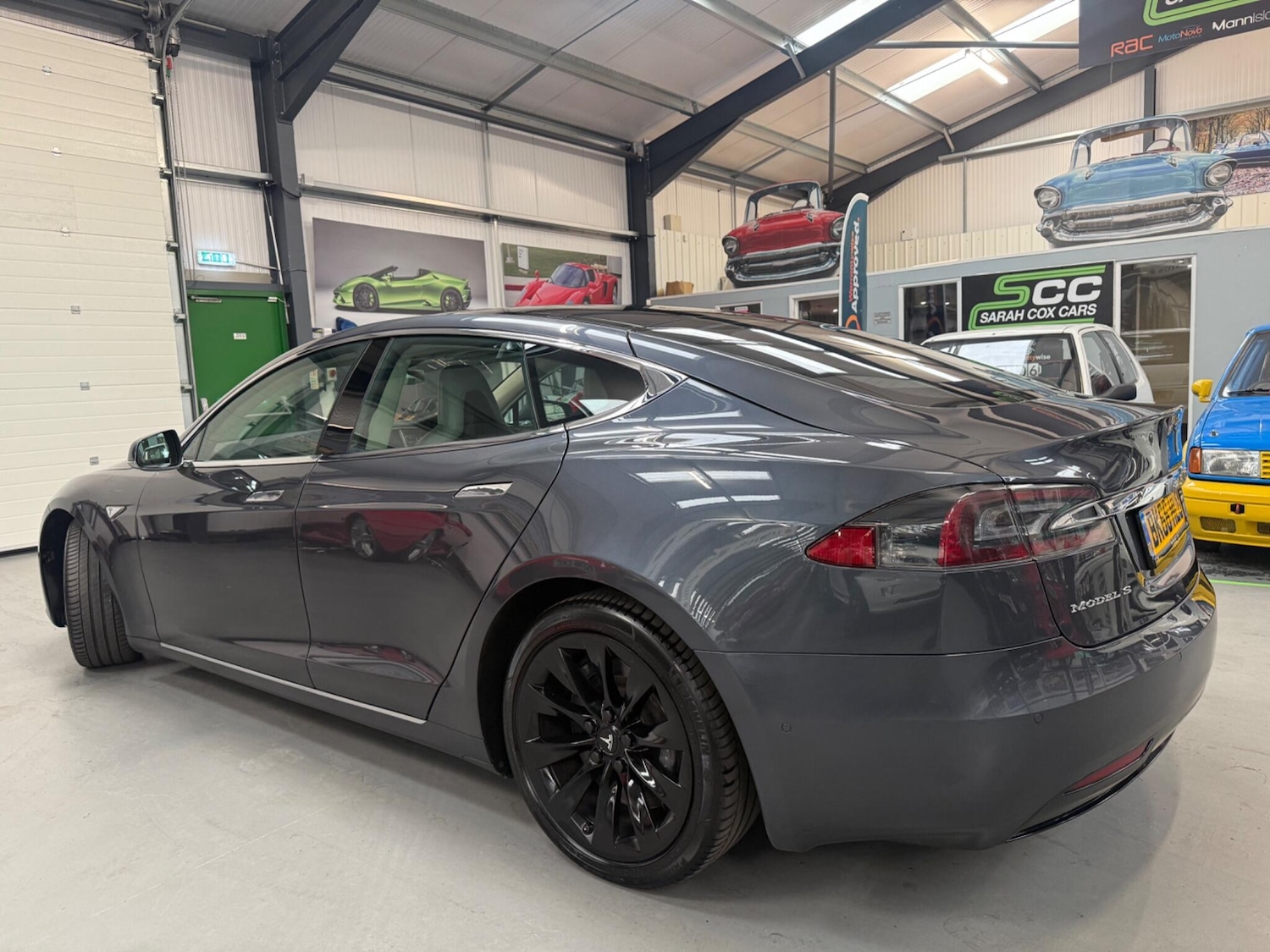 Used Tesla Model S 2016 for sale - 76109488: Photo 9