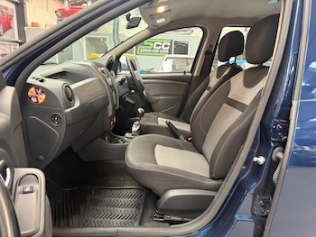 Used Dacia Duster 2016 for sale - 75866649: Photo