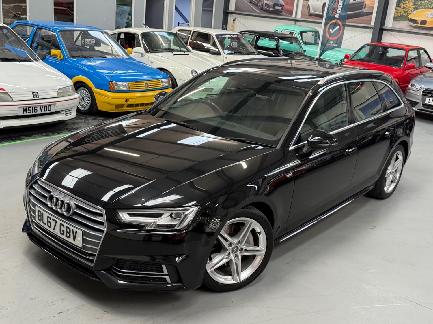 Used Audi A4 Avant 2017 for sale - 76012302: Photo 1