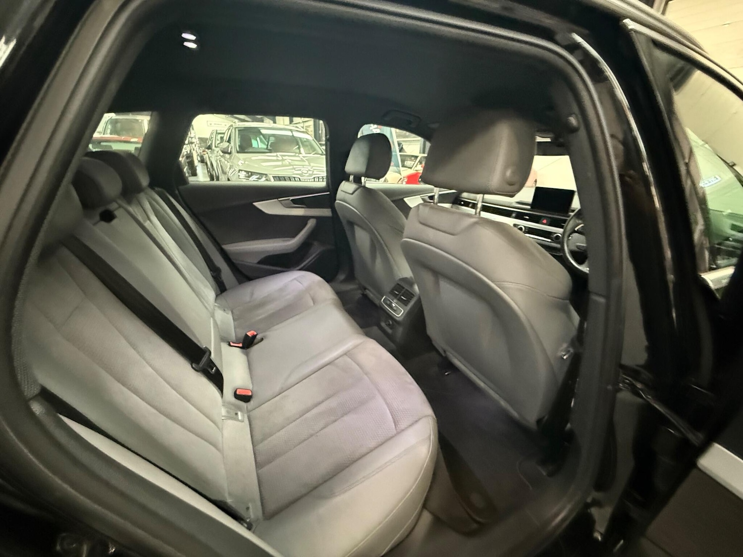 Used Audi A4 Avant 2017 for sale - 76012302: Photo 16