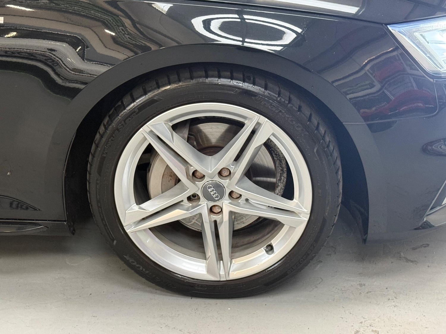Used Audi A4 Avant 2017 for sale - 76012302: Photo 37