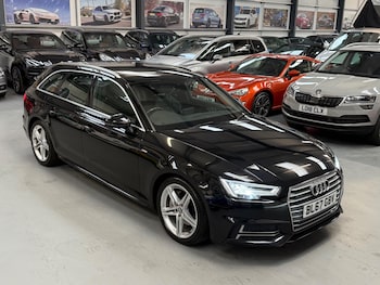 Used Audi A4 Avant 2017 for sale - 76012302: Photo
