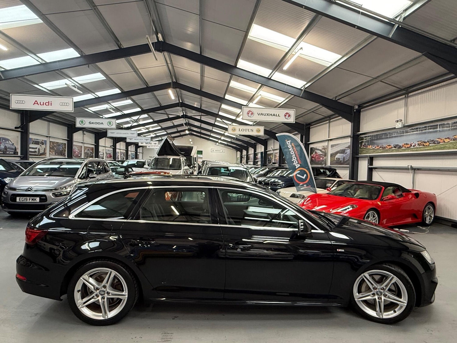 Used Audi A4 Avant 2017 for sale - 76012302: Photo 9
