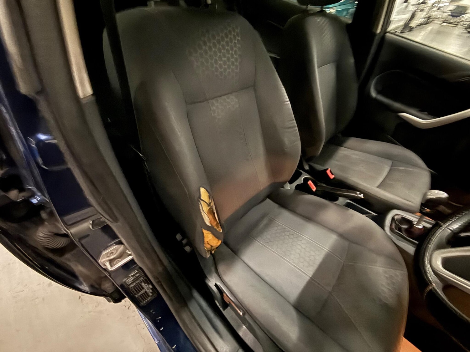 Used Ford Fiesta 2011 for sale - 77163355: Photo 16