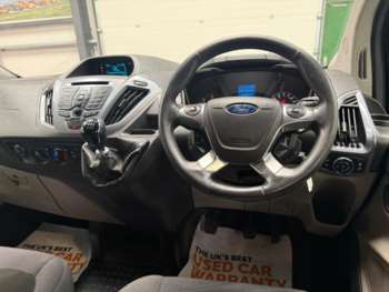 Used Ford Tourneo Custom 2015 for sale - 74920209: Photo