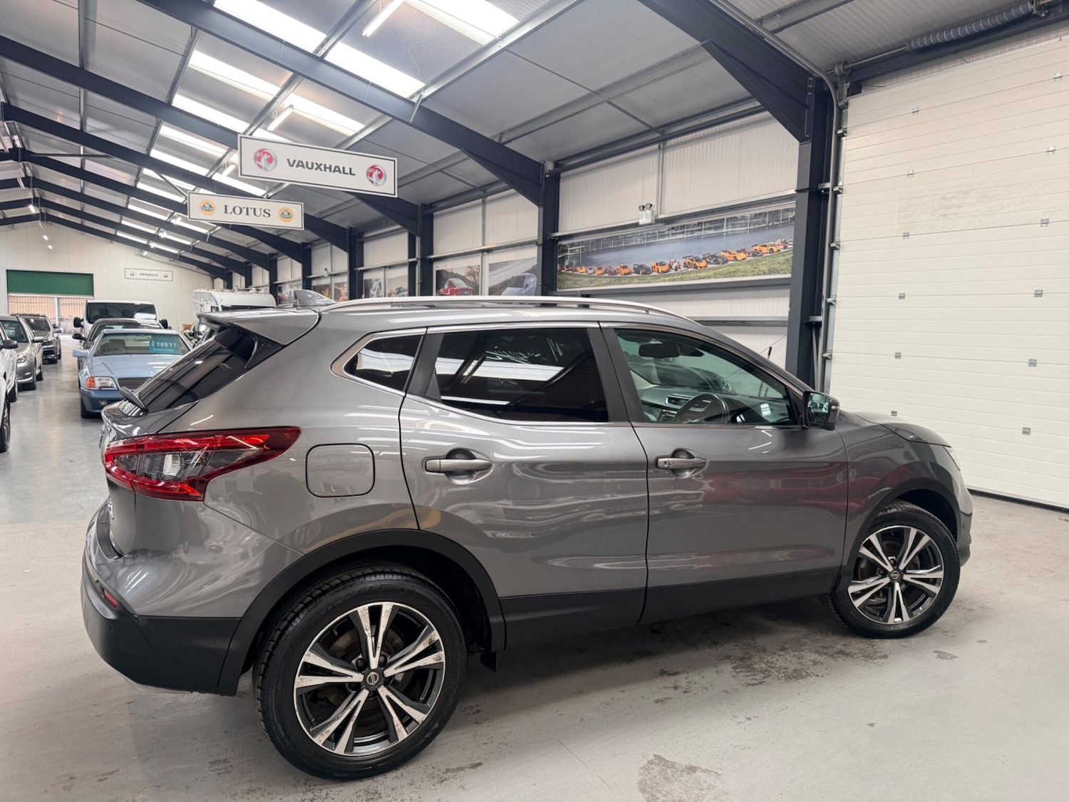 Used Nissan Qashqai 2018 for sale - 77768886: Photo 15