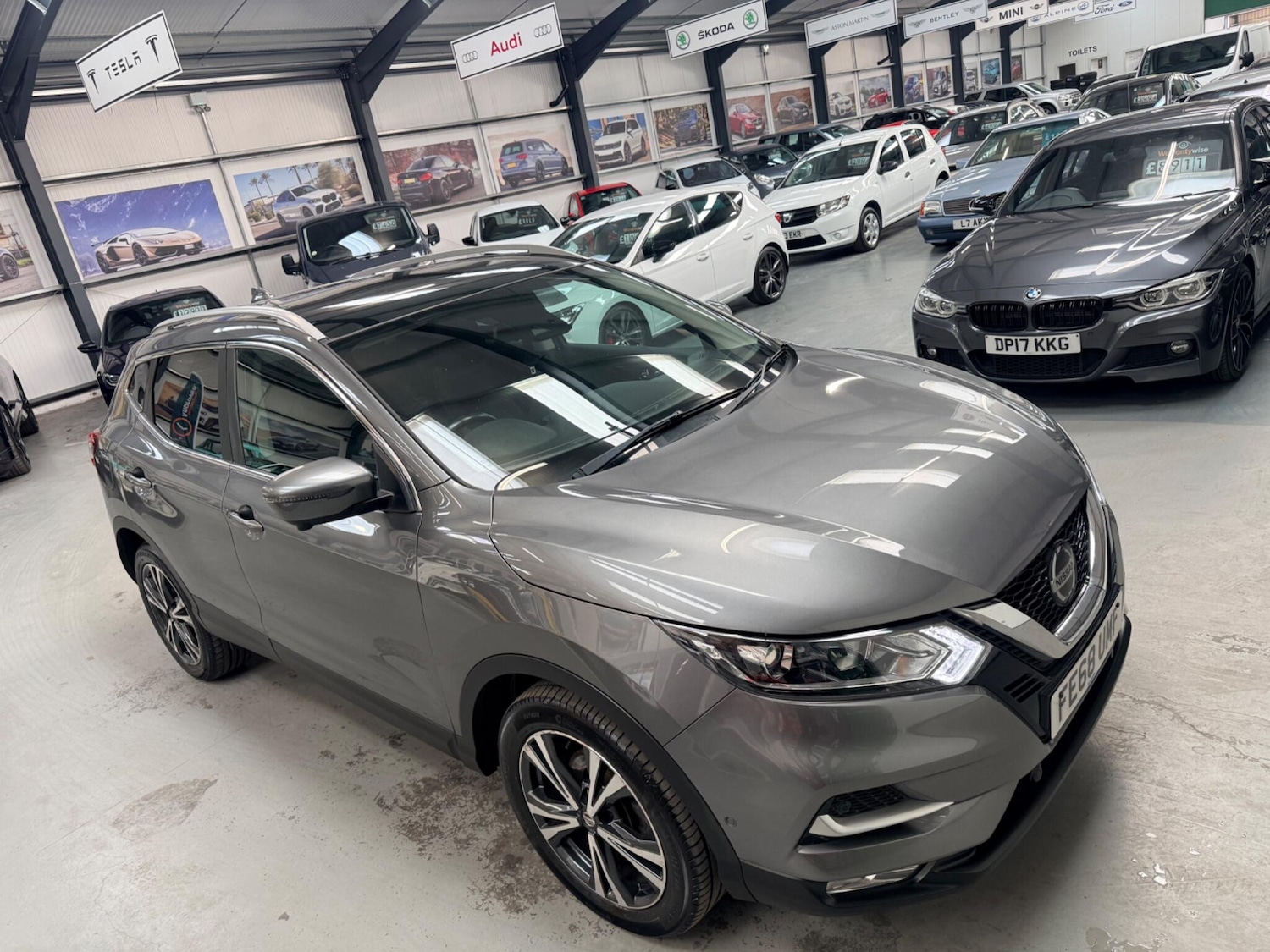 Used Nissan Qashqai 2018 for sale - 77768886: Photo 2