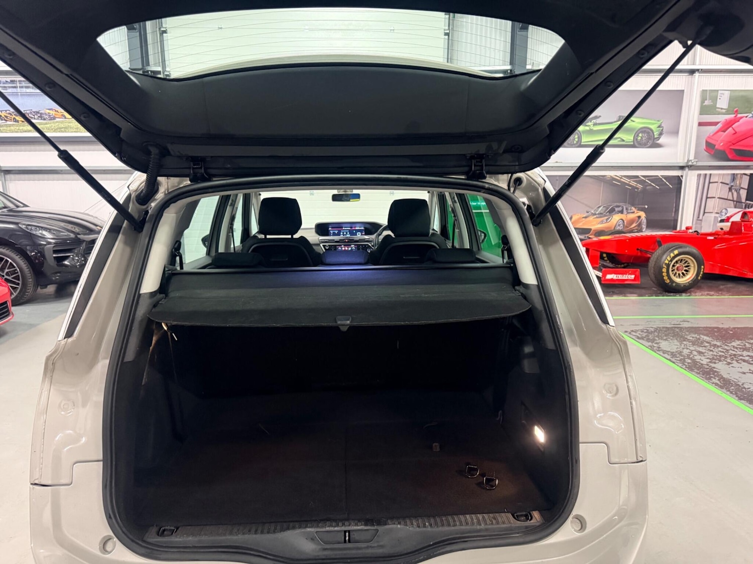 Used Citroen C4 Grand Picasso 2017 for sale - 77425554: Photo 19