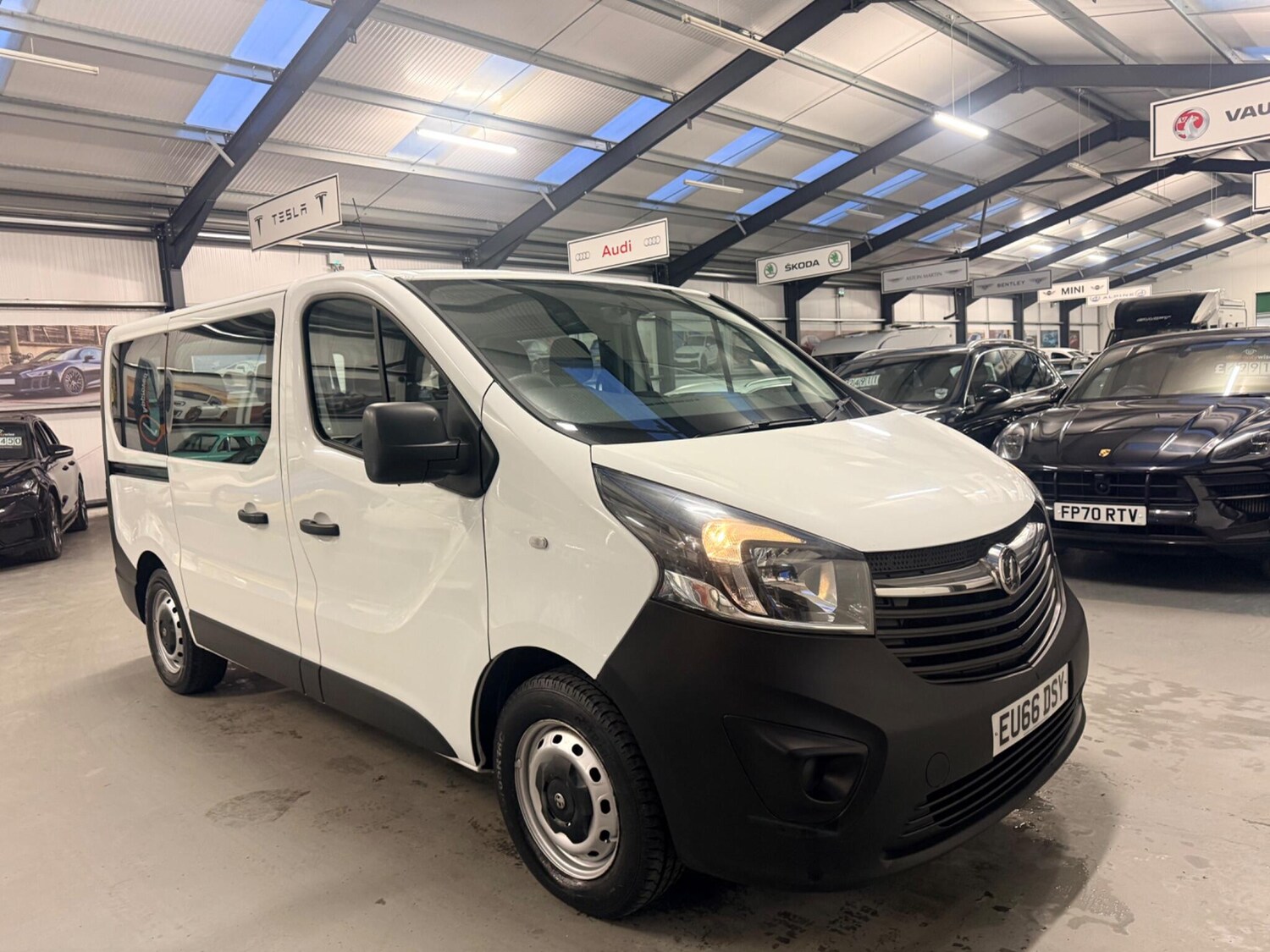 Used Vauxhall Vivaro 2016 for sale - 77468906: Photo 12