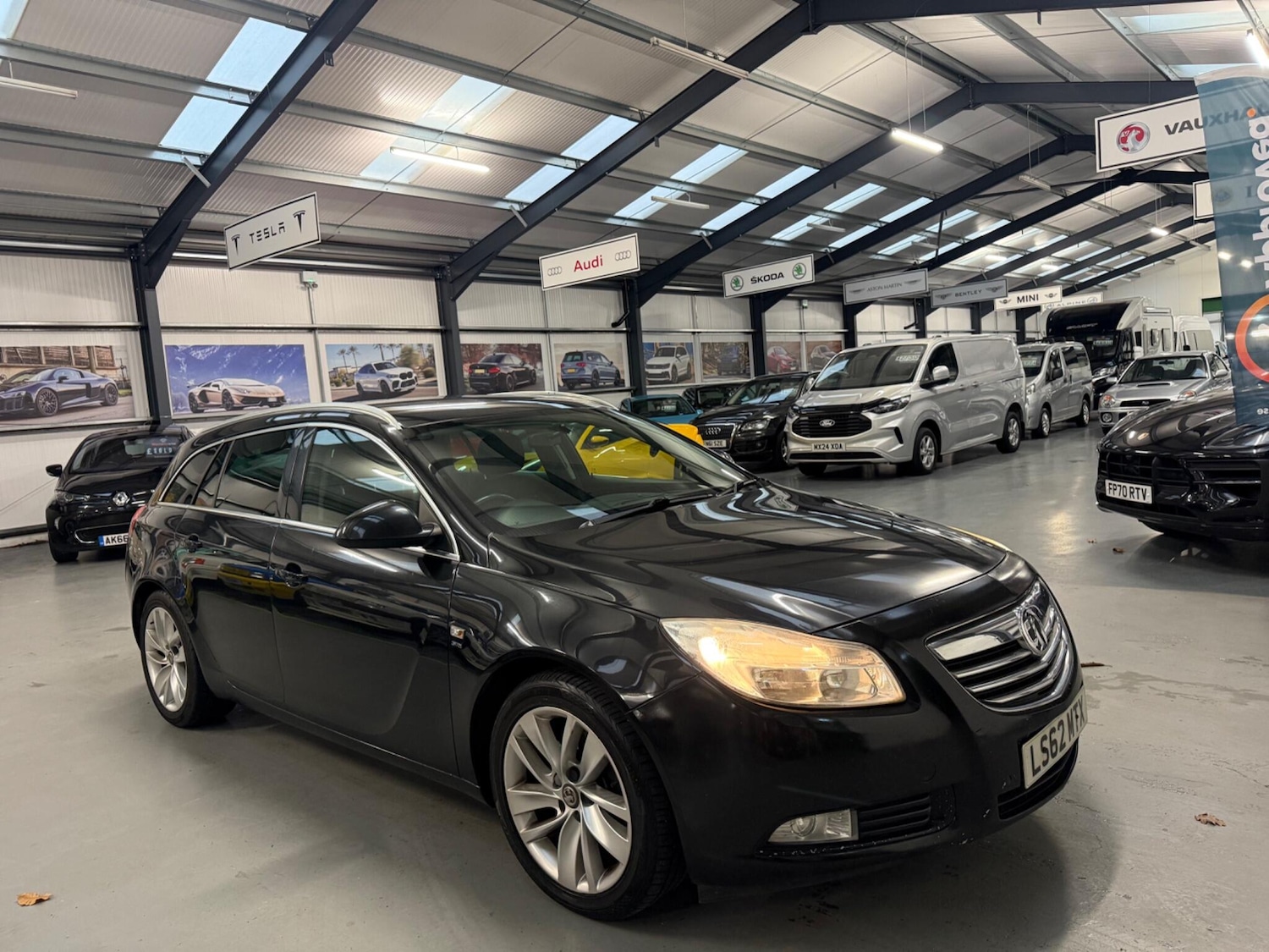Used Vauxhall Insignia 2012 for sale - 76591945: Photo 12