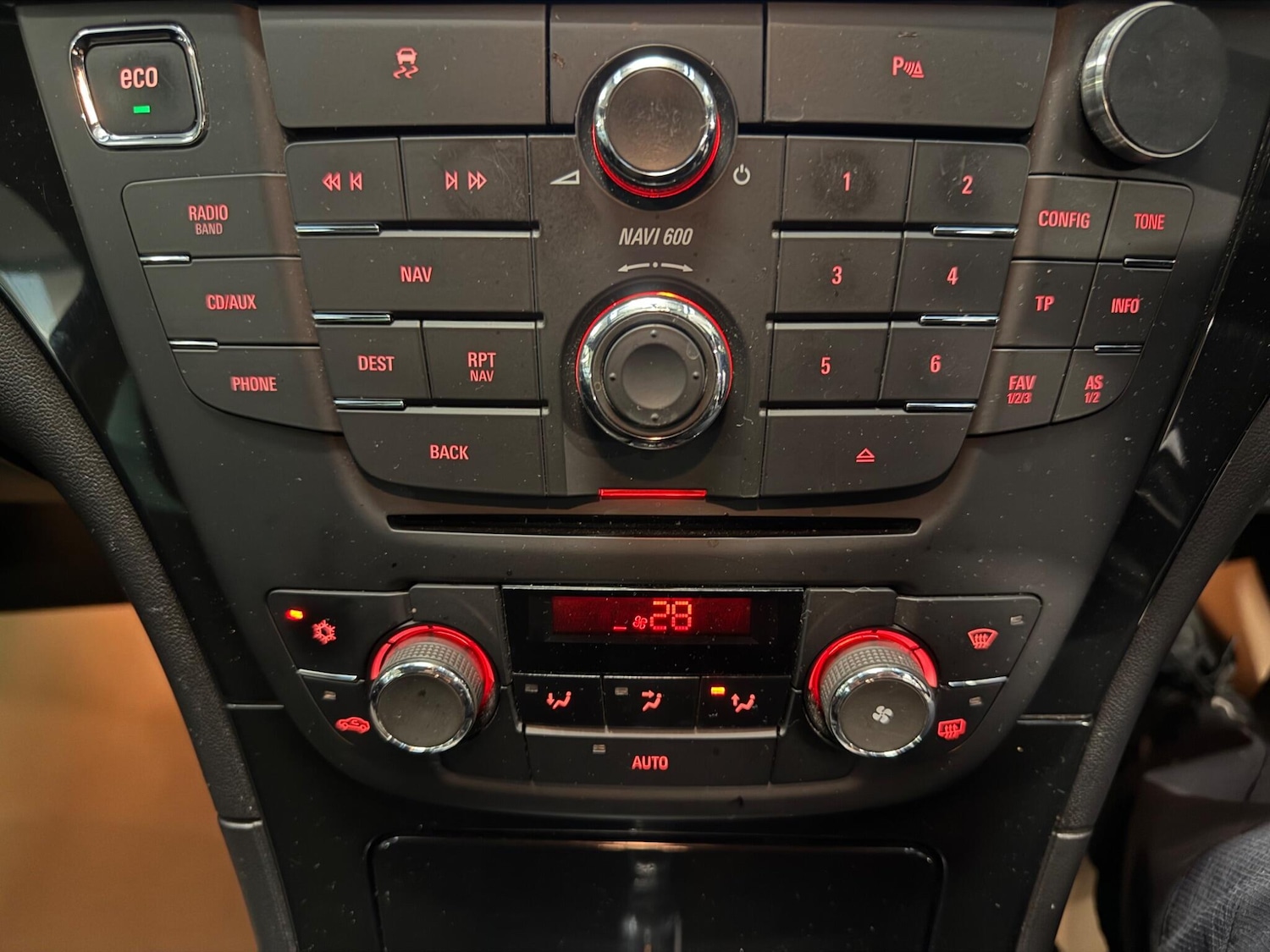 Used Vauxhall Insignia 2012 for sale - 76591945: Photo 24