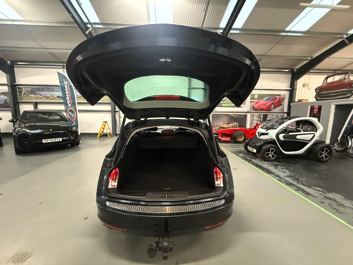 Used Vauxhall Insignia 2012 for sale - 76591945: Photo 28