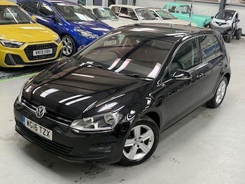 Used Volkswagen Golf 2016 for sale - 78471117: Photo