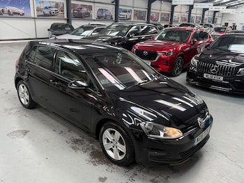 Used Volkswagen Golf 2016 for sale - 78471117: Photo