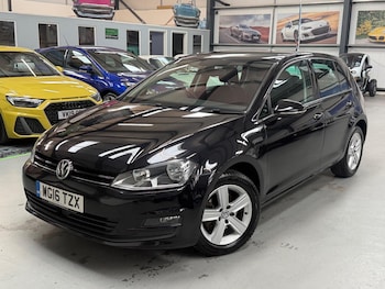 Used Volkswagen Golf 2016 for sale - 78471117: Photo