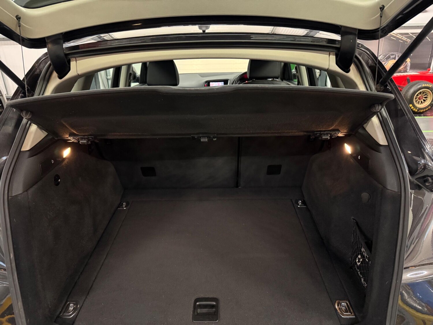 Used Audi Q5 2011 for sale - 76585556: Photo 19