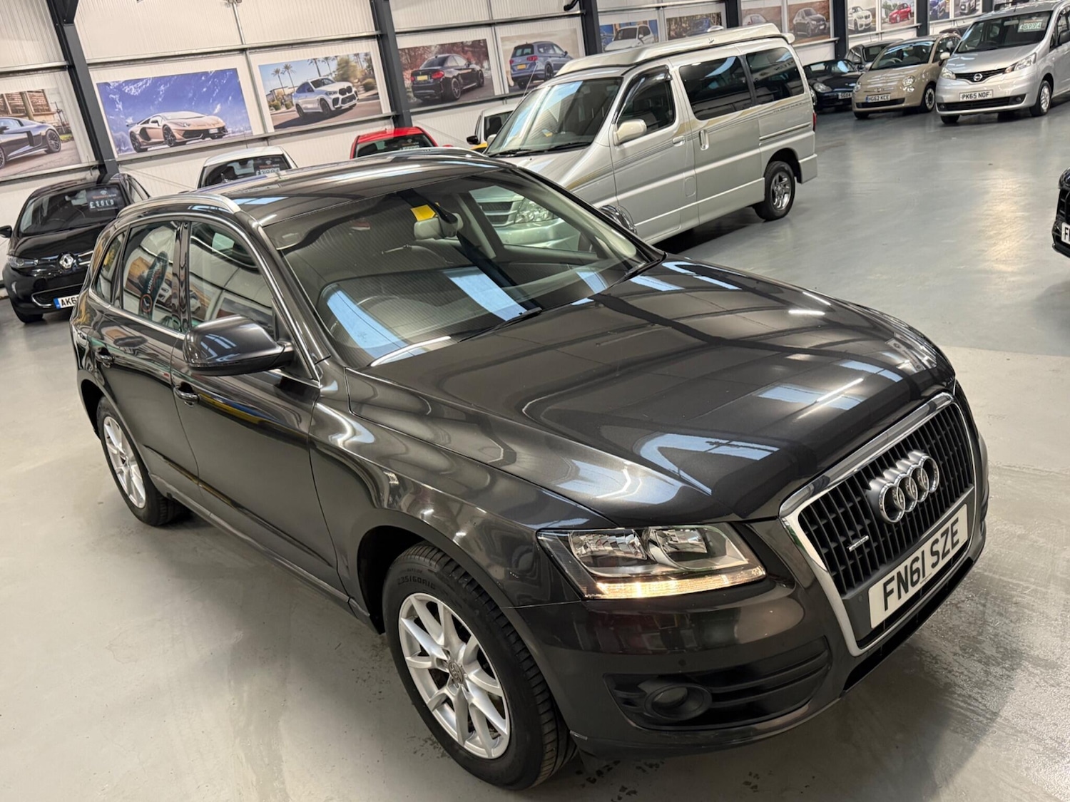 Used Audi Q5 2011 for sale - 76585556: Photo 2