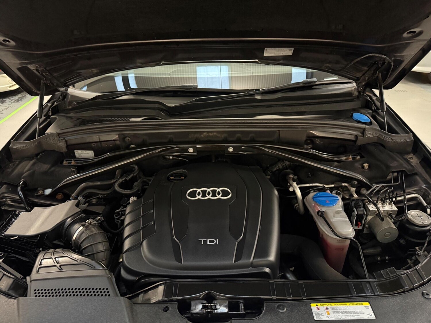 Used Audi Q5 2011 for sale - 76585556: Photo 29