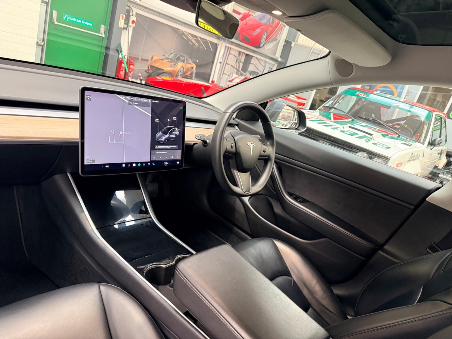 Used Tesla Model 3 2020 for sale - 78019662: Photo 3