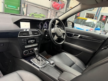 Used Mercedes-Benz C-Class 2012 for sale - 75564251: Photo
