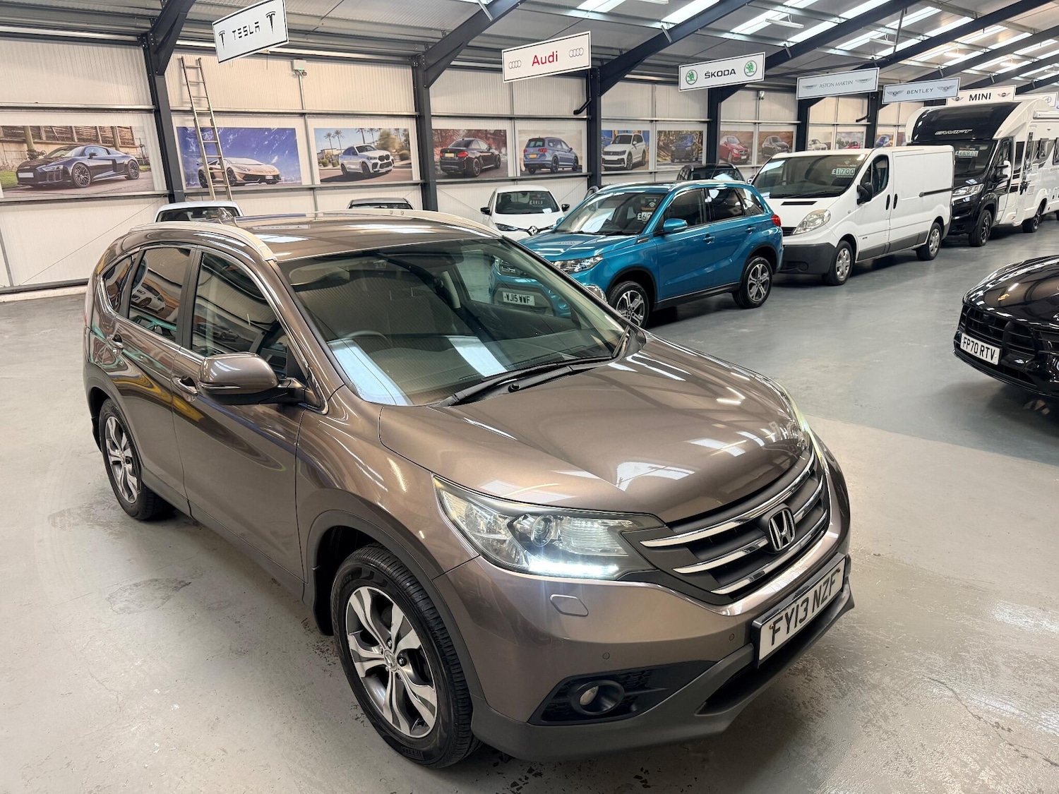 Used Honda CR-V 2013 for sale - 77191821: Photo 2