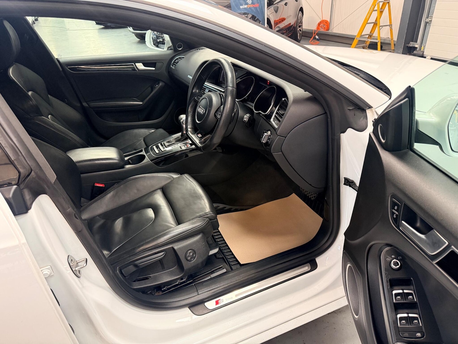 Used Audi A5 2013 for sale - 77084348: Photo 10