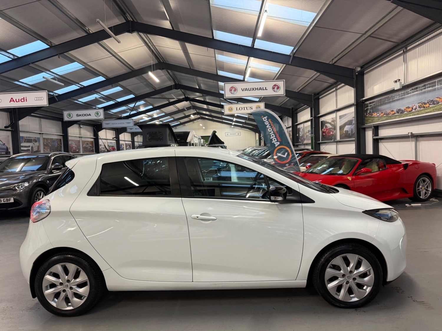 Used Renault Zoe for sale - 75978231: Photo 13