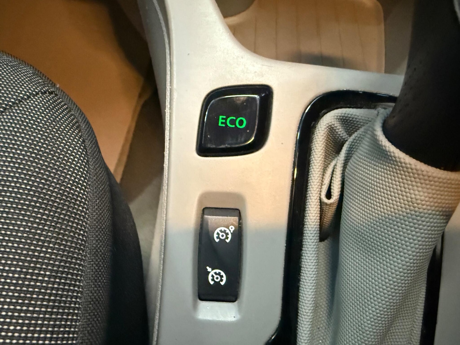 Used Renault Zoe for sale - 75978231: Photo 26