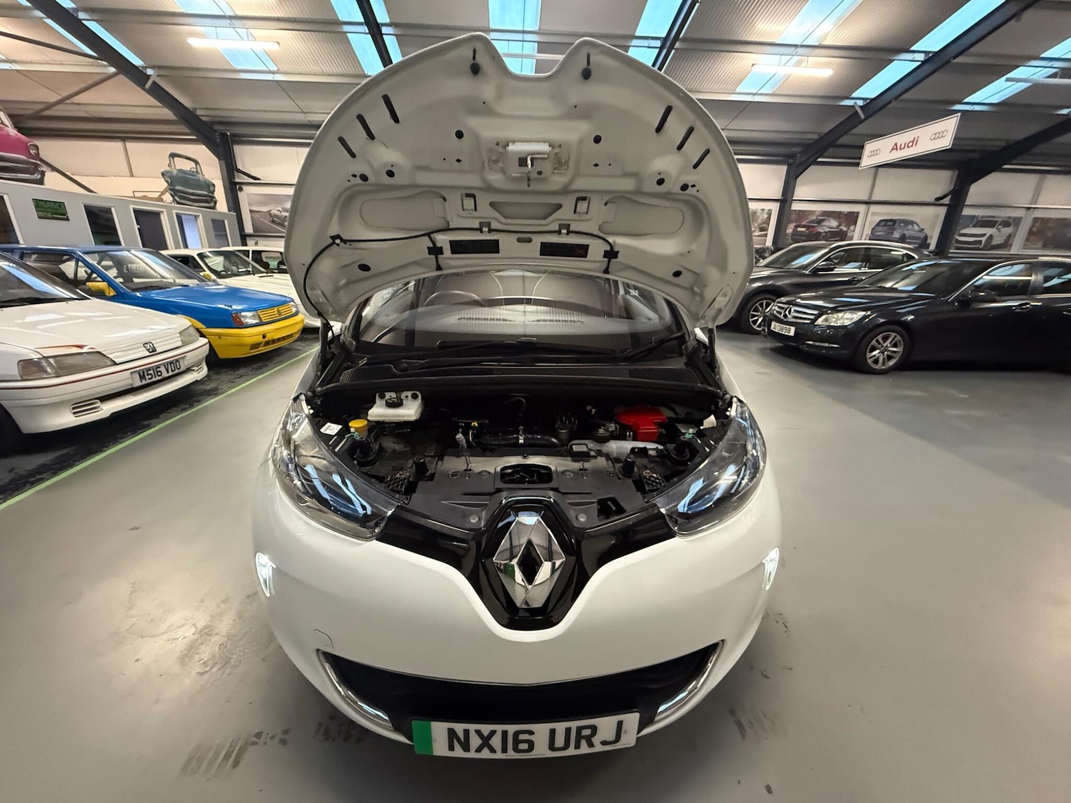 Used Renault Zoe for sale - 75978231: Photo 32