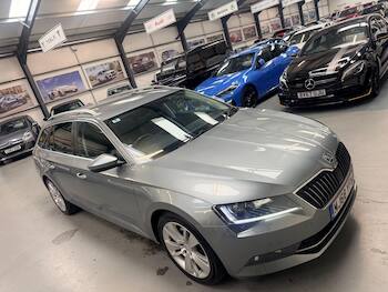 Used Skoda Superb 2018 for sale - 79794658: Photo