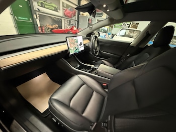 Used Tesla Model 3 2020 for sale - 75990279: Photo