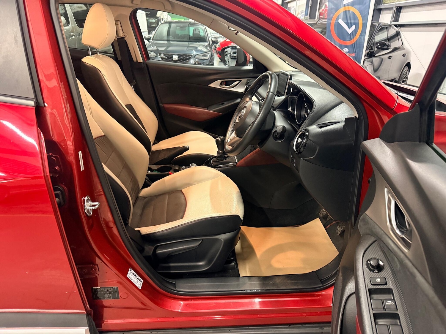 Used Mazda CX-3 2015 for sale - 76658860: Photo 10