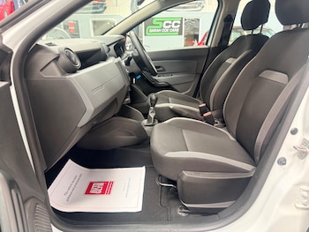 Used Dacia Duster 2021 for sale - 79484957: Photo