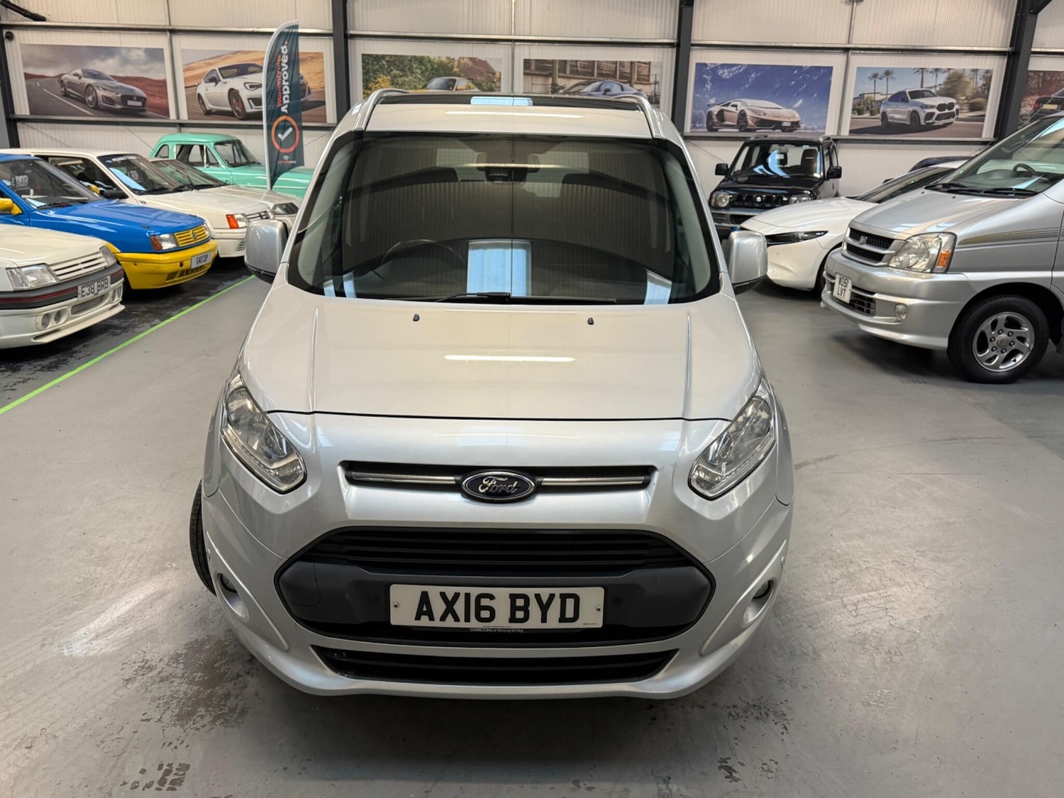 Used Ford Grand Tourneo Connect 2016 for sale - 76689586: Photo 11