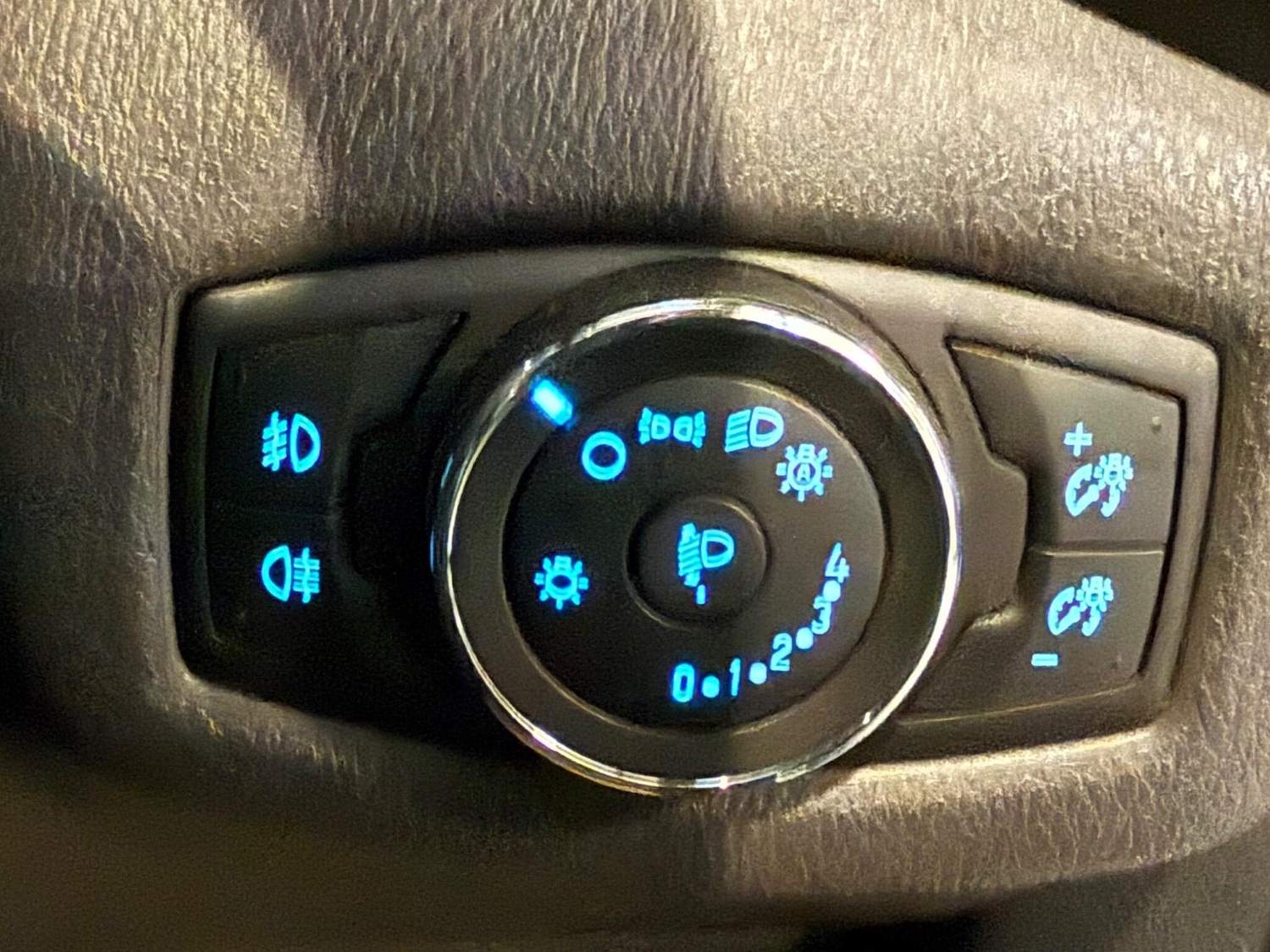 Used Ford Grand Tourneo Connect 2016 for sale - 76689586: Photo 31