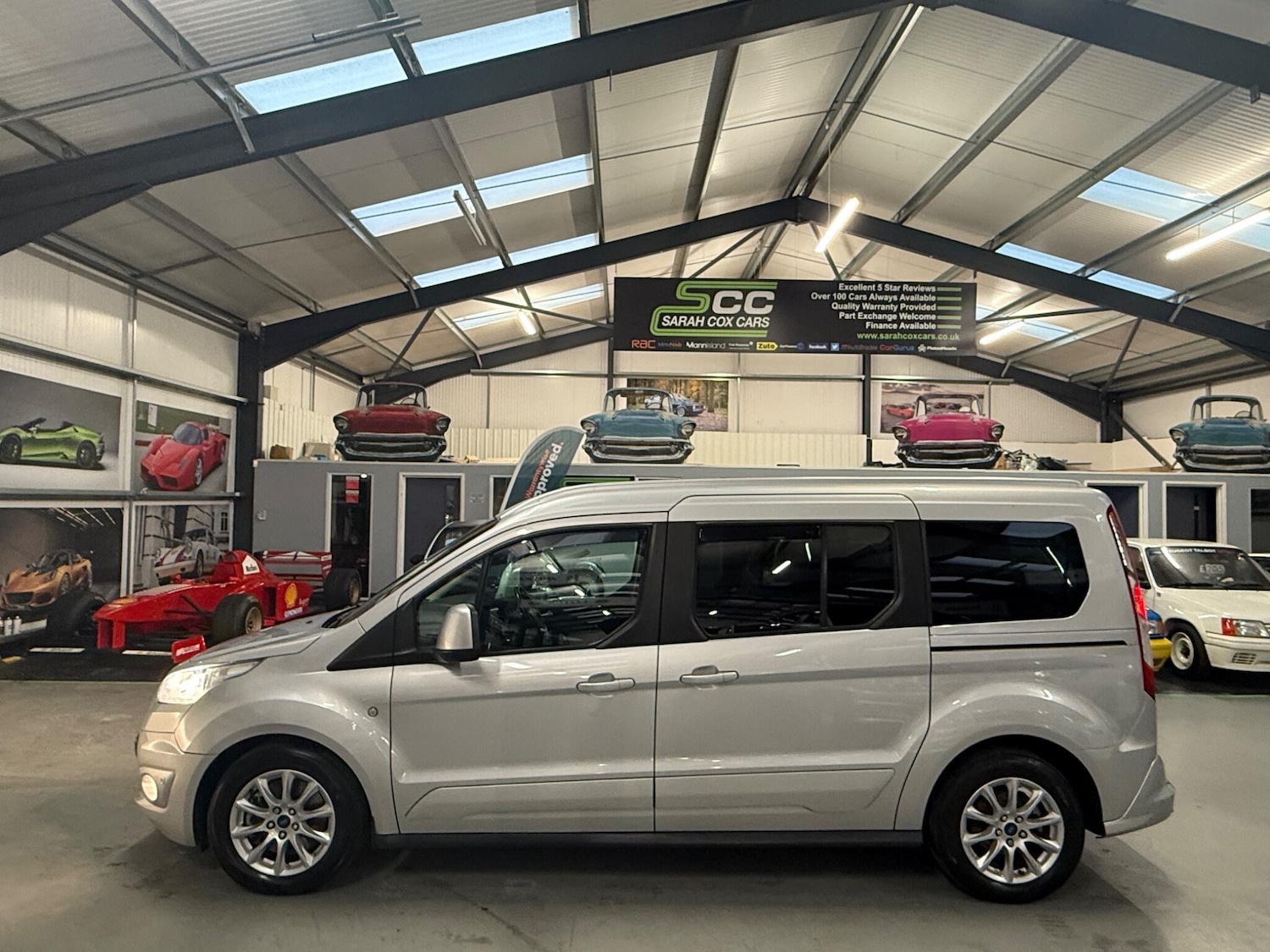 Used Ford Grand Tourneo Connect 2016 for sale - 76689586: Photo 36