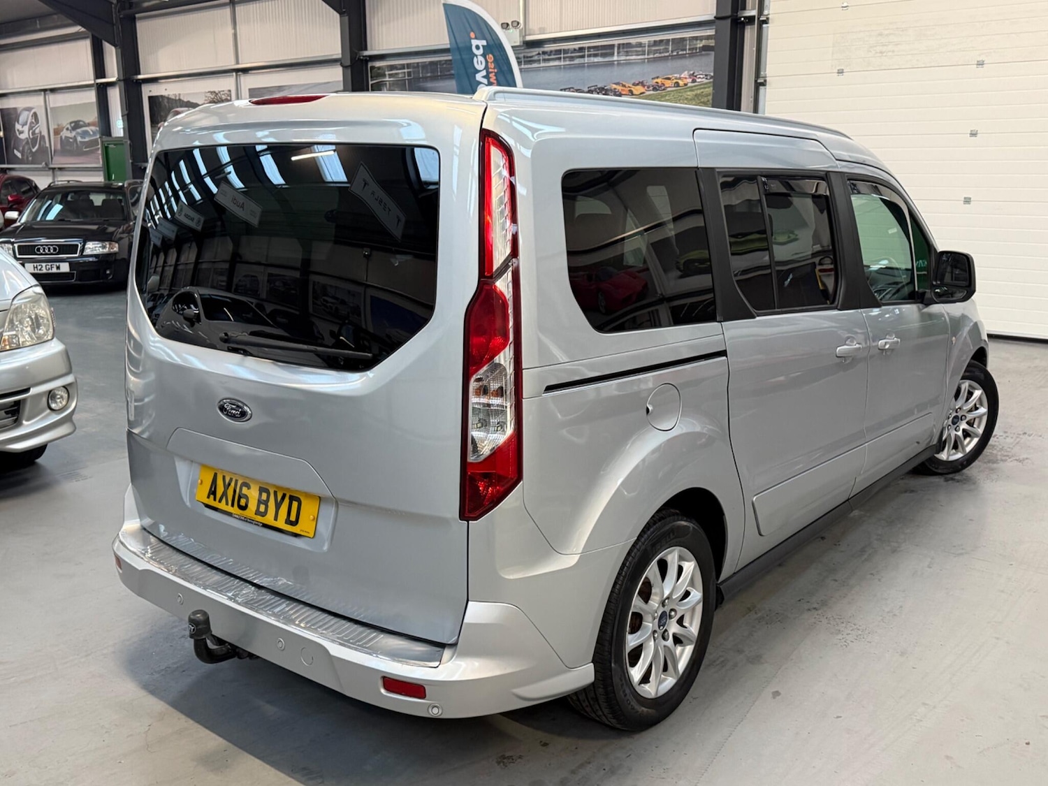 Used Ford Grand Tourneo Connect 2016 for sale - 76689586: Photo 8