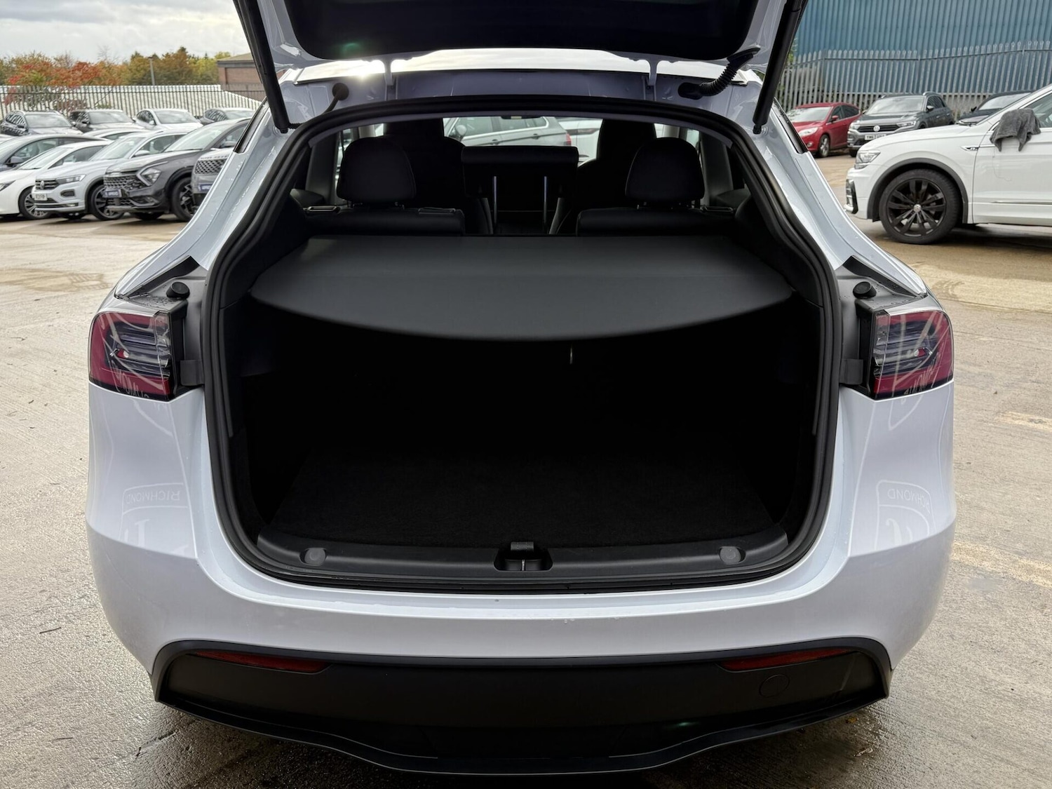 Used Tesla Model Y 2023 for sale - 76334334: Photo 21