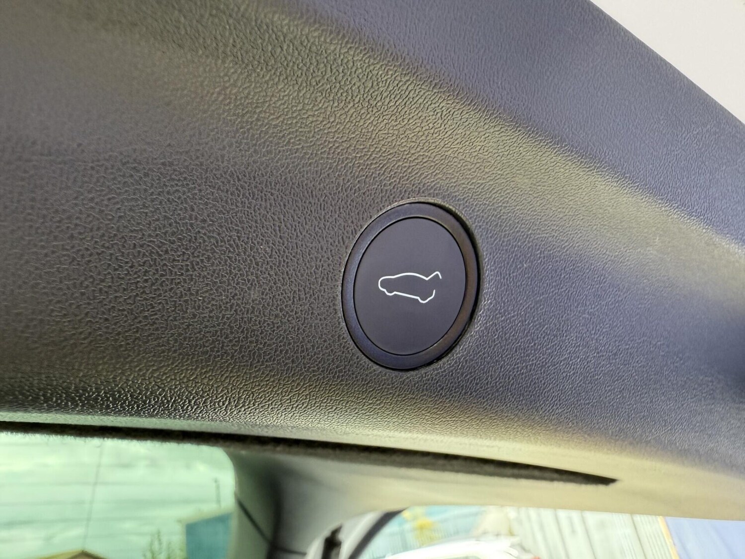 Used Tesla Model Y 2023 for sale - 76334334: Photo 23