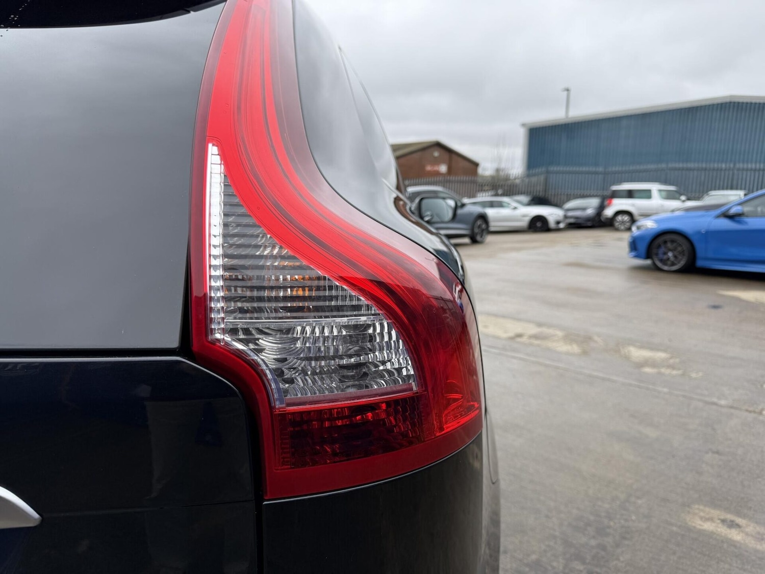 Used Volvo XC60 2015 for sale - 77779373: Photo 19