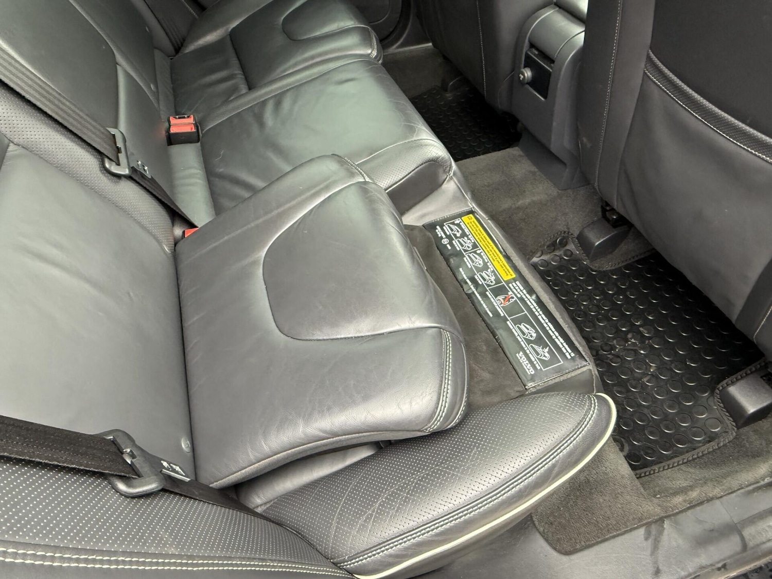 Used Volvo XC60 2015 for sale - 77779373: Photo 26