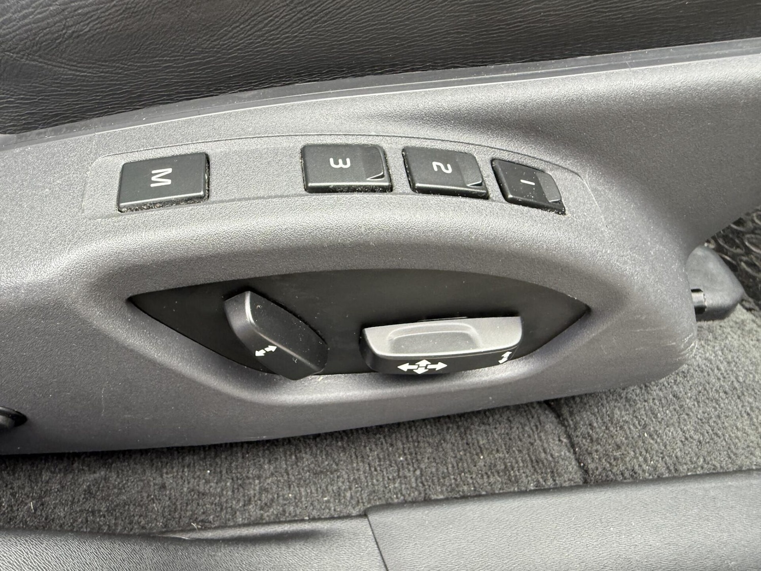 Used Volvo XC60 2015 for sale - 77779373: Photo 27