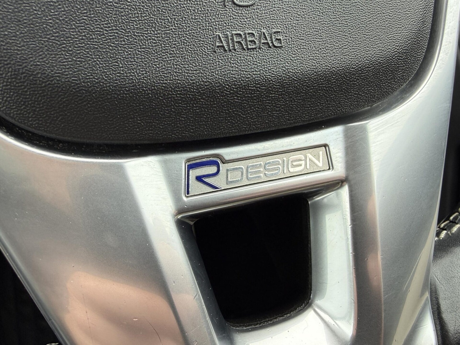 Used Volvo XC60 2015 for sale - 77779373: Photo 35